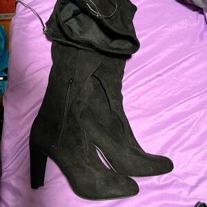 Over knee boot with heel